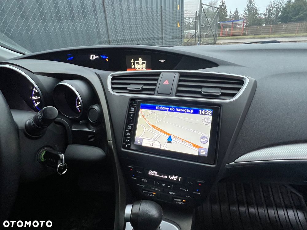 Honda Civic 1.8 i-VTEC Automatik Sport Black Edition - 11