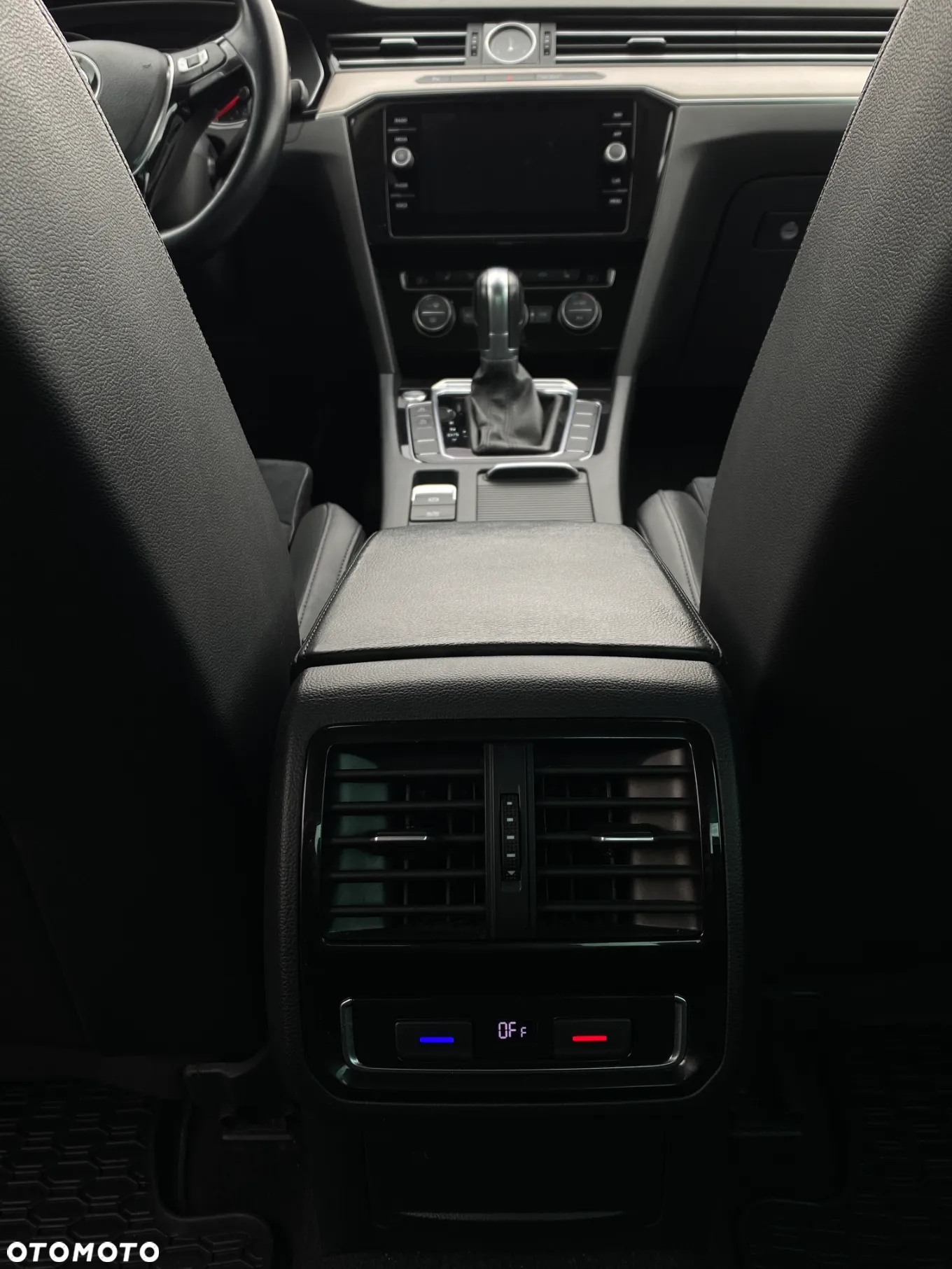 Volkswagen Passat 2.0 TSI 4Mot Highline DSG - 13