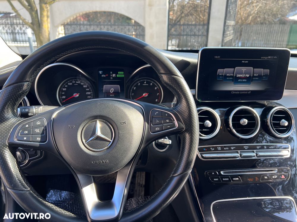 Mercedes-Benz C - 16