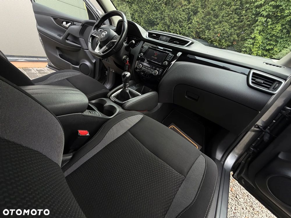 Nissan Qashqai - 15