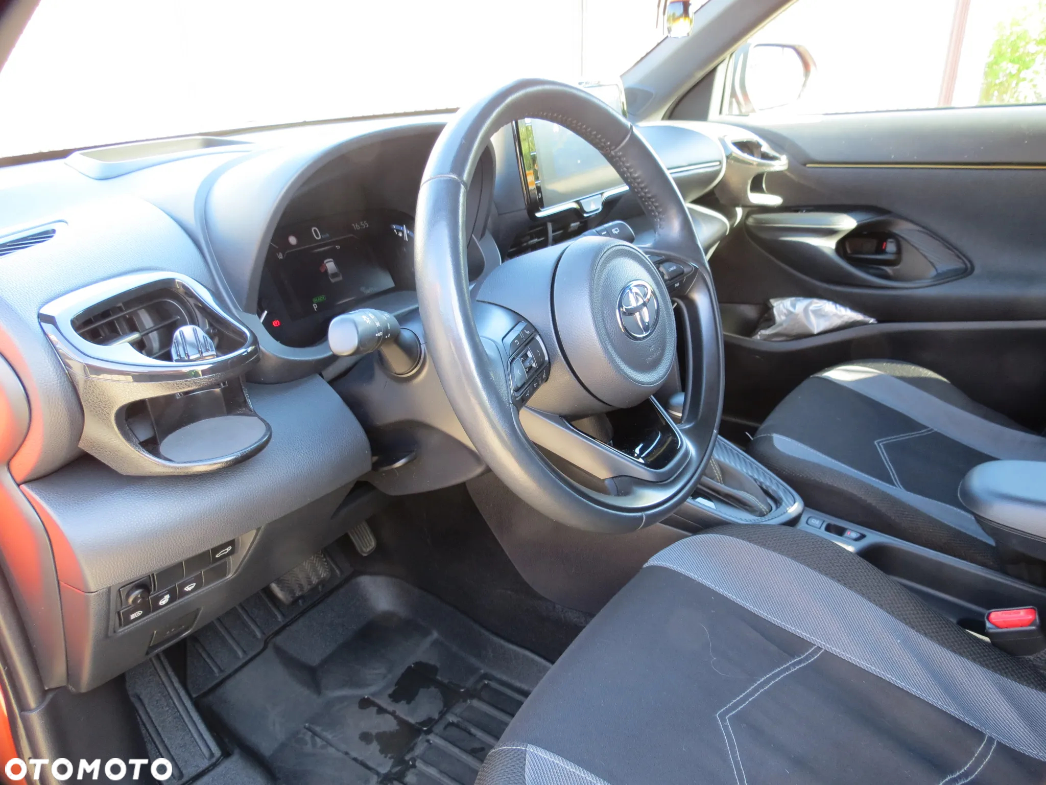 Toyota Yaris Cross Hybrid 1.5 Adventure - 20