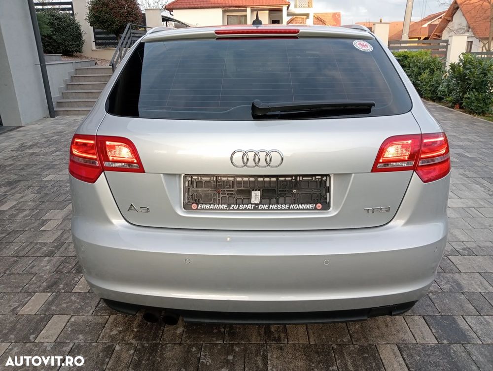 Audi A3 1.4 TFSI Sportback Ambiente - 4