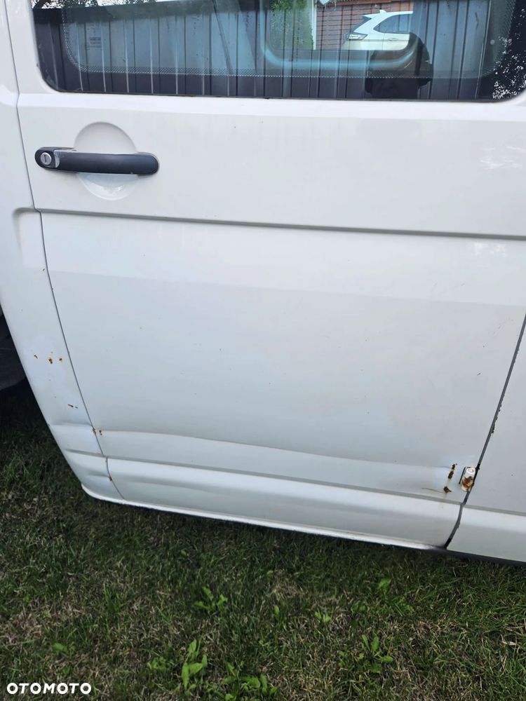 Volkswagen Transporter T5 - 8