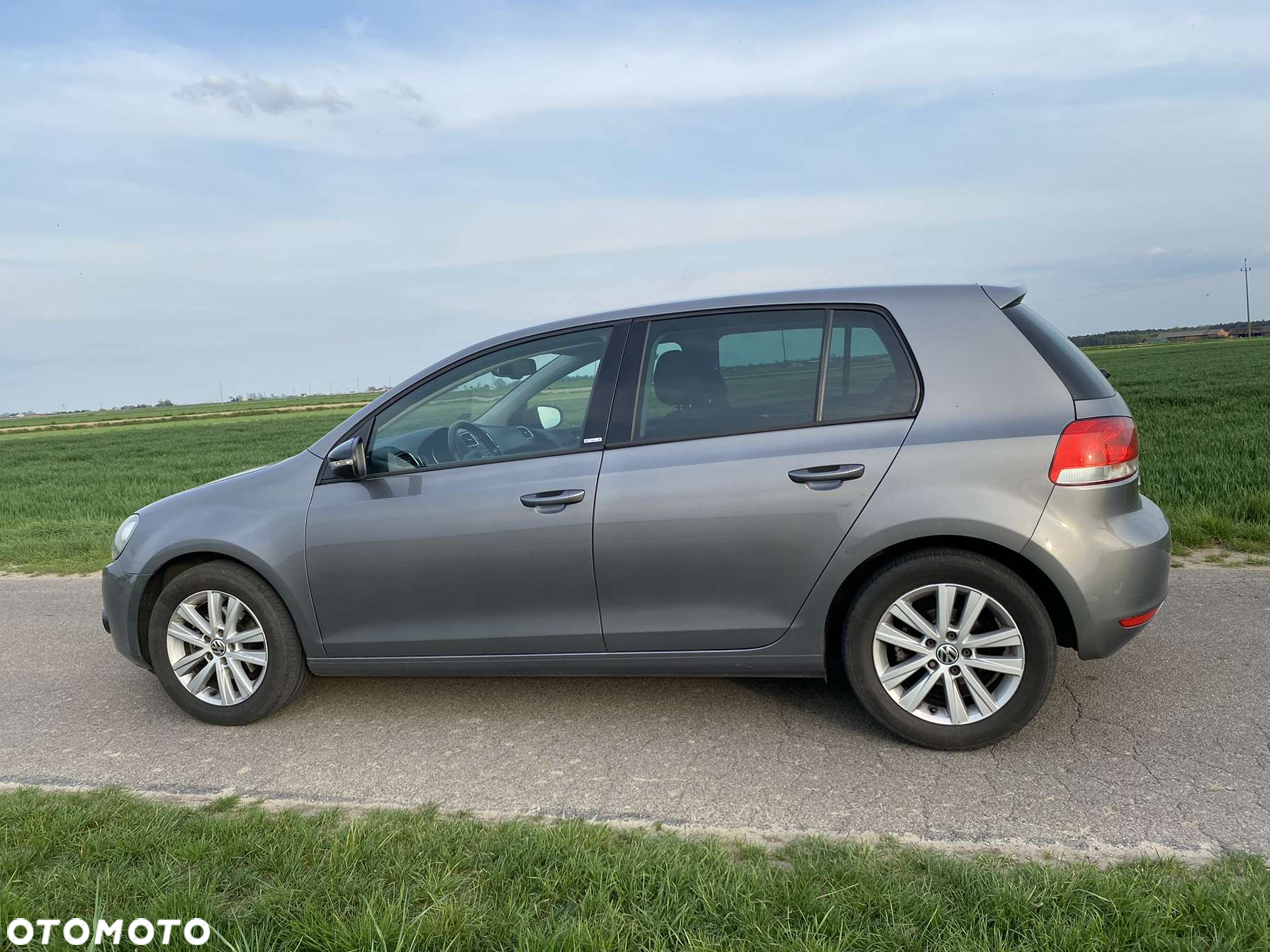 Volkswagen Golf VI 1.6 TDI Comfortline DSG - 8