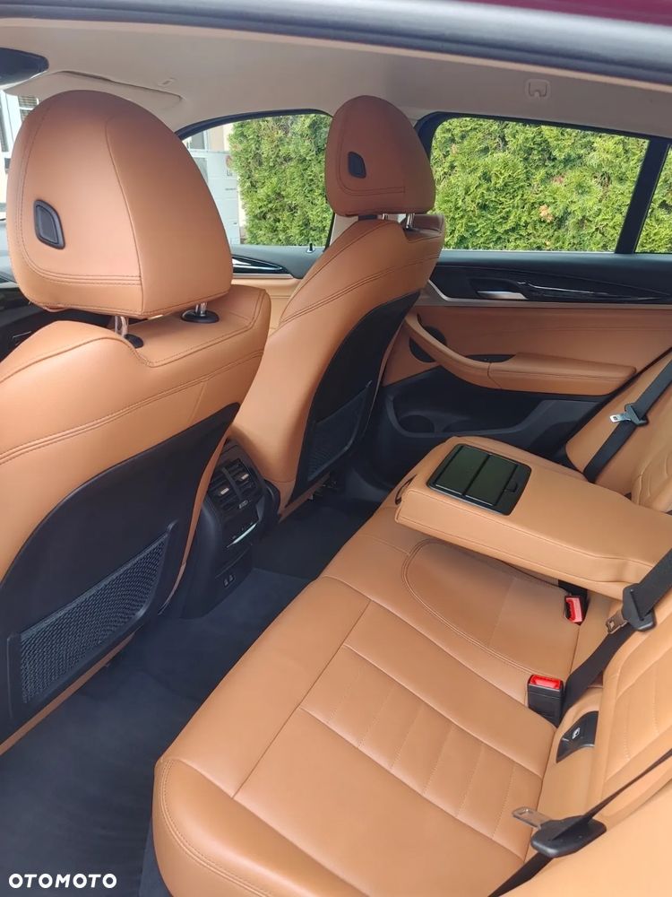 BMW X4 xDrive20d - 11