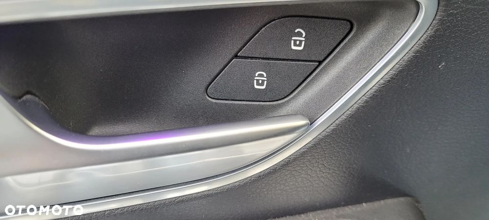 Mercedes-Benz GLE 400 d 4Matic 9G-TRONIC AMG Line - 23