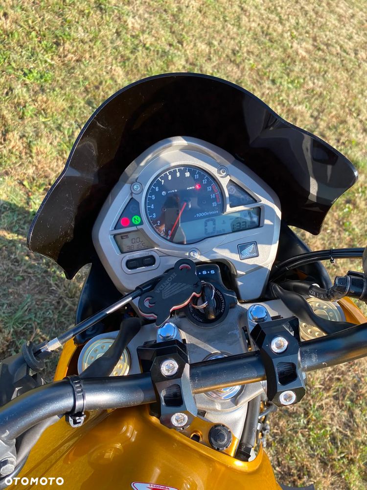 Honda CB - 27