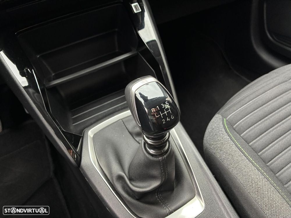 Peugeot 208 1.2 PureTech Active Pack - 20