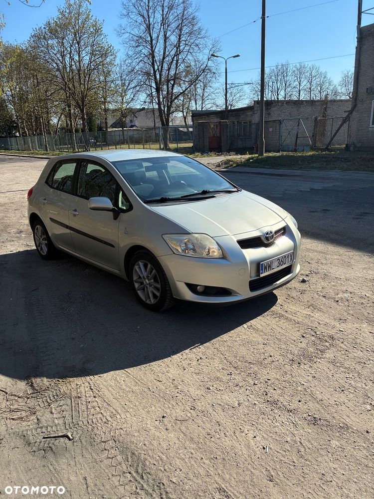 Toyota Auris 1.6 VVT-i Prestige - 3