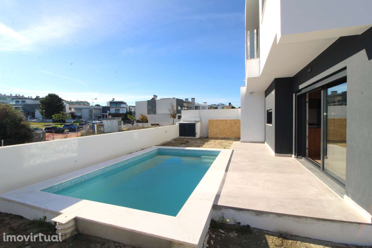 Moradia T4 NOVA na QUINTINHAS – Piscina e Garagem. - Grande imagem: 2/34
