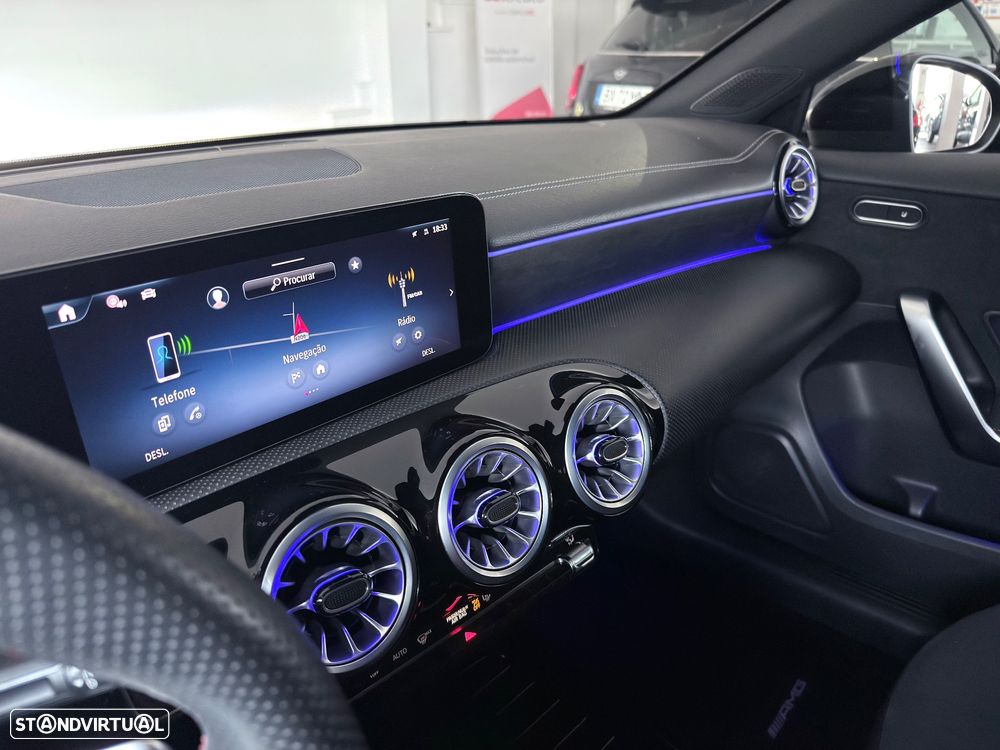 Mercedes-Benz A 180 7G-DCT AMG Line - 20
