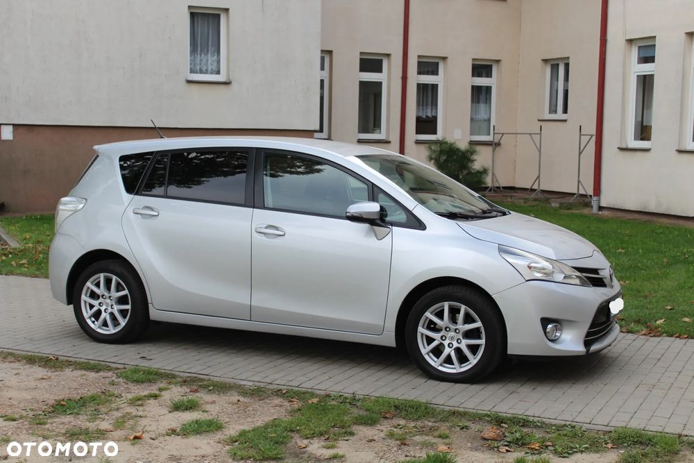 Toyota Verso 1.8 5-Sitzer Life - 5