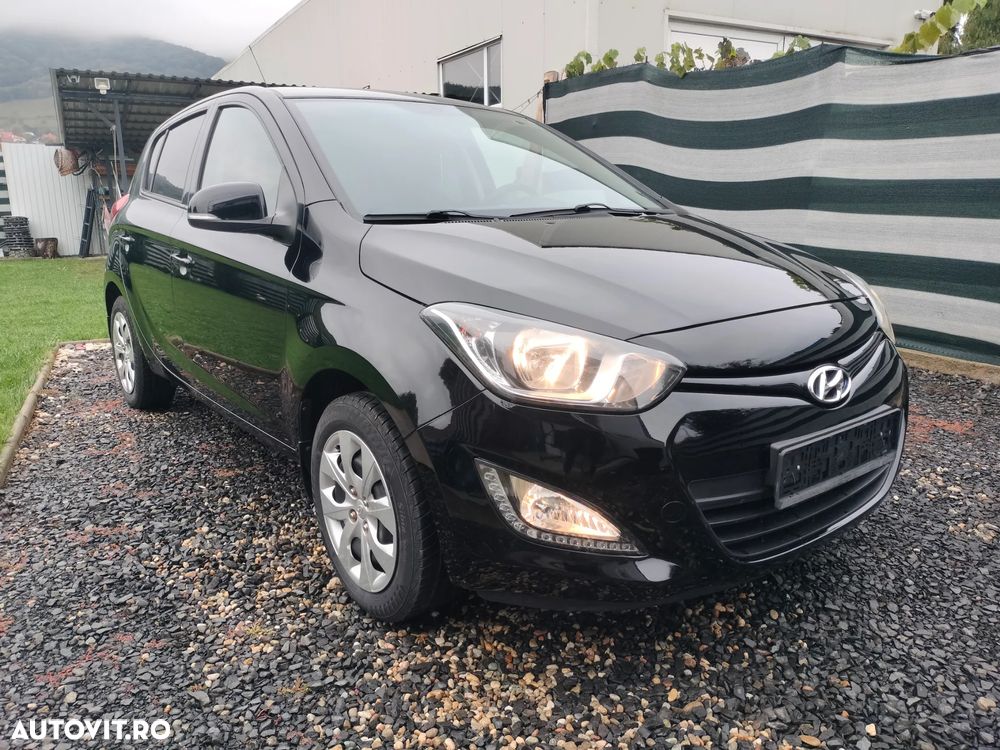 Hyundai i20 - 13