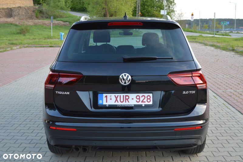 Volkswagen Tiguan - 8