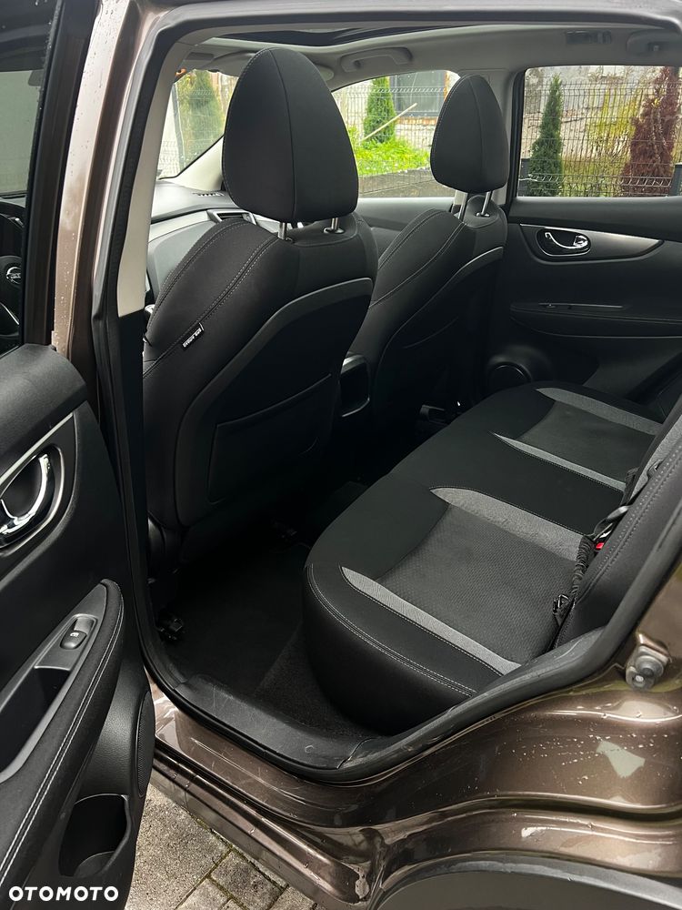 Nissan Qashqai 1.2 DIG-T N-Connecta - 12