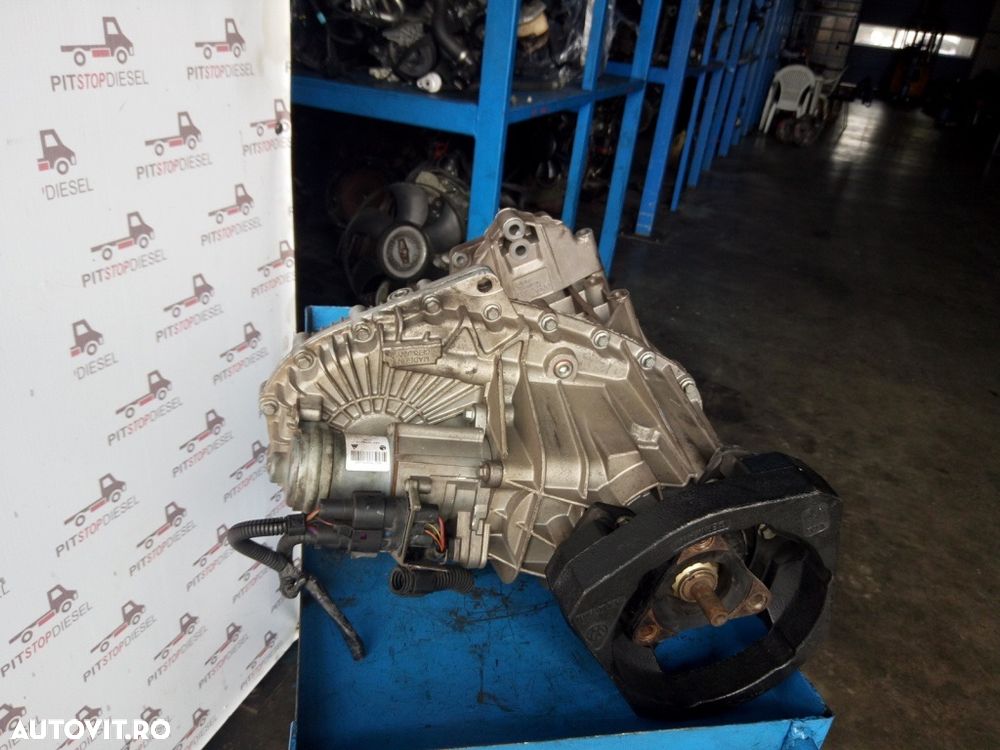 Cutie de transfer VW Touareg 5.0 TDI V10 cod 0AD341012K An 2002 2003 2004 2005 2006 2007 2008 2009 2010 - 2