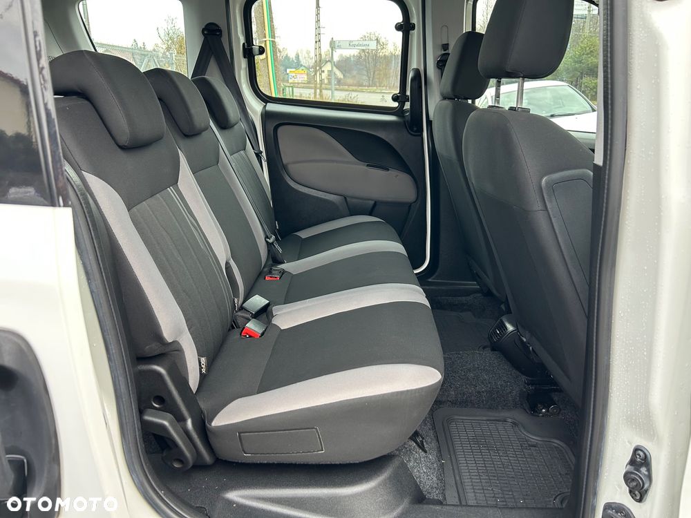 Fiat Doblo 1.4 16V Easy - 13
