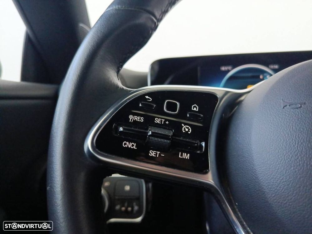 Mercedes-Benz CLA 180 d Shooting Brake Style Aut. - 17