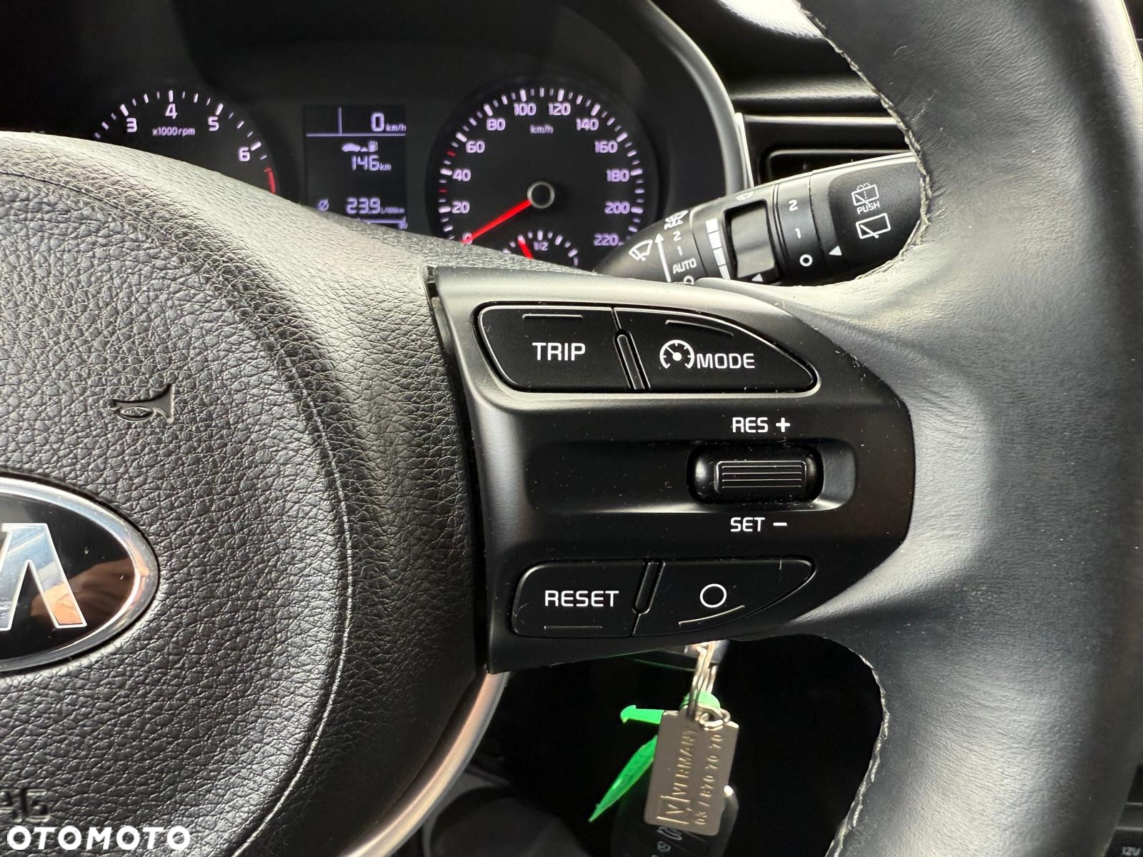 Kia Rio 1.2 L Business Line - 8