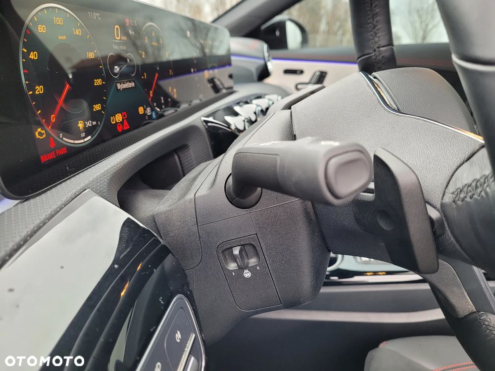 Mercedes-Benz CLA 250 4-Matic AMG Line 7G-DCT - 21