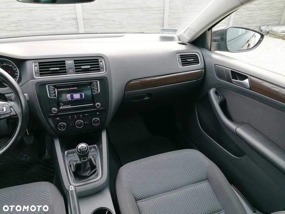 Volkswagen Jetta 1.4 TSI BMT Comfortline - 14