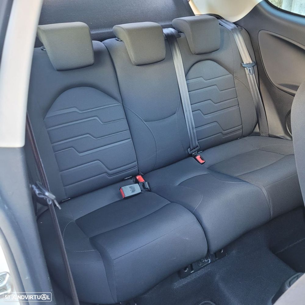 Alfa Romeo MiTo - 19