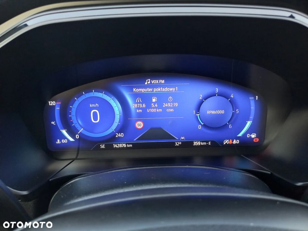 Ford Kuga 2.0 EcoBlue Hybrid ST-LINE - 29
