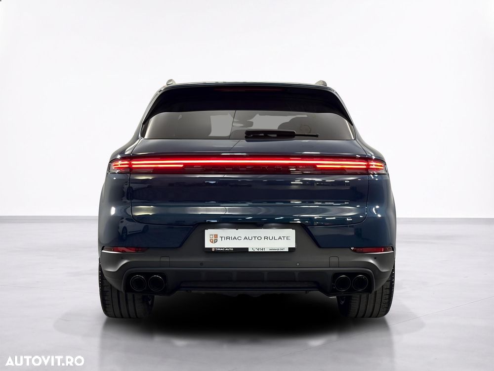 Porsche Cayenne - 5