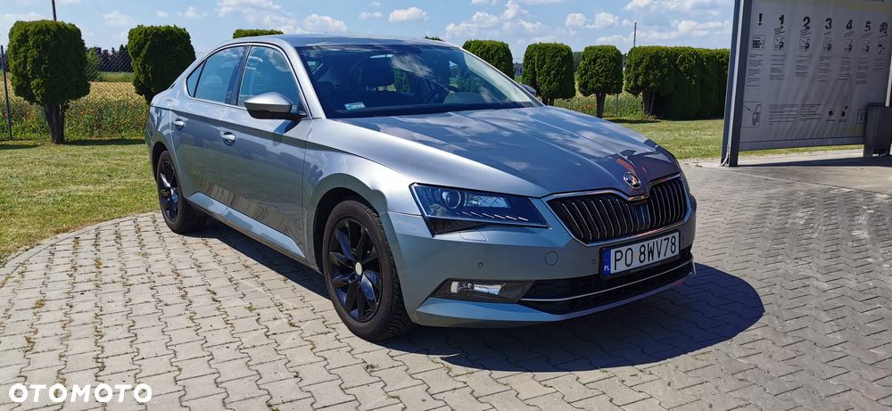 Skoda Superb 1.8 TSI Ambition DSG - 8