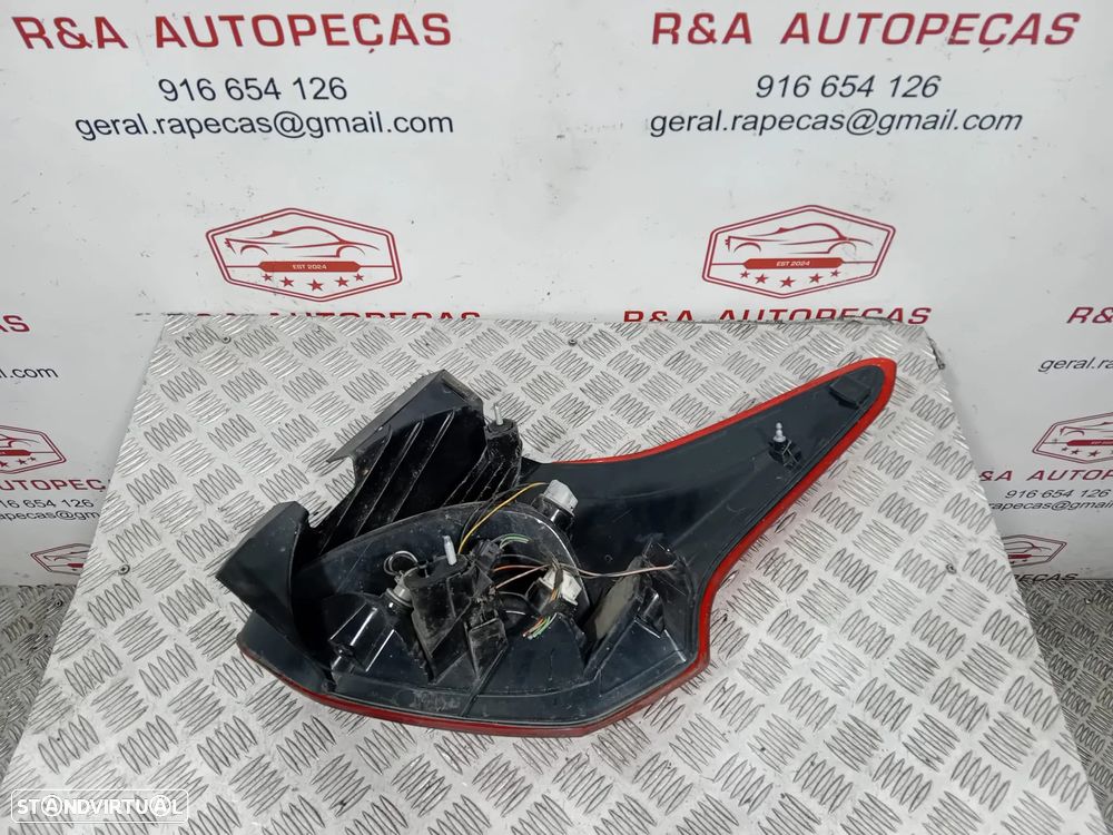 Farolins Direito Esquerdo Ford Focus MK3 III Carro Original - 8