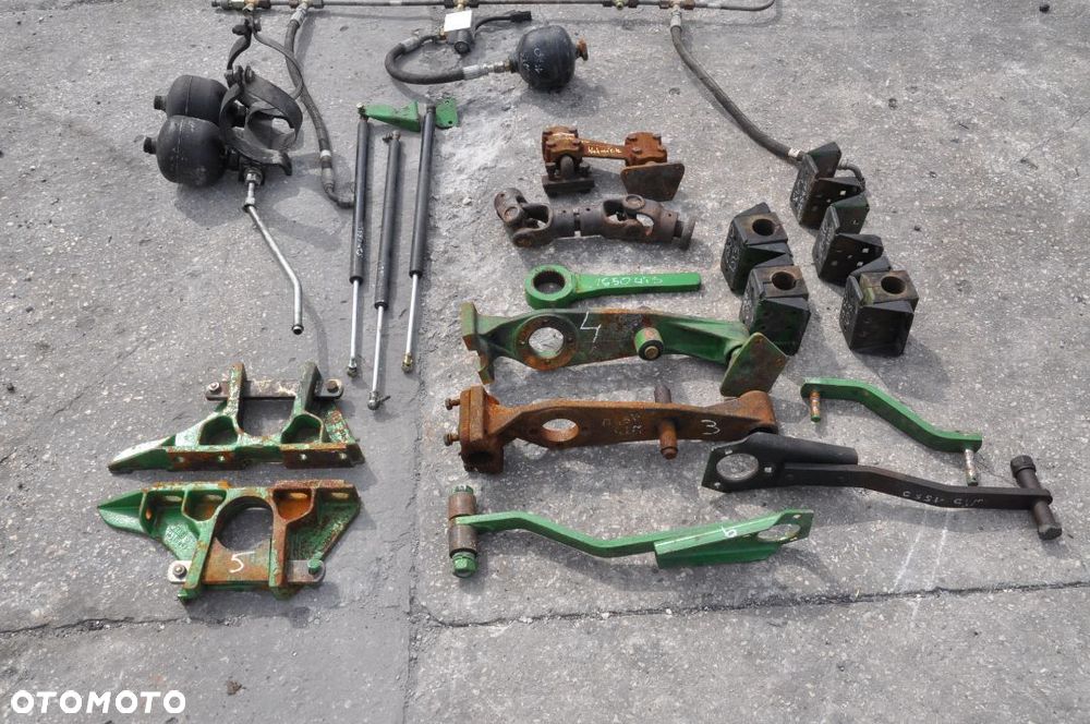 ŚLEDŹ MOCOWANIE GARDZIELI ZBIORNIK GAZOWY JOHN DEERE 1550 WTS - 1