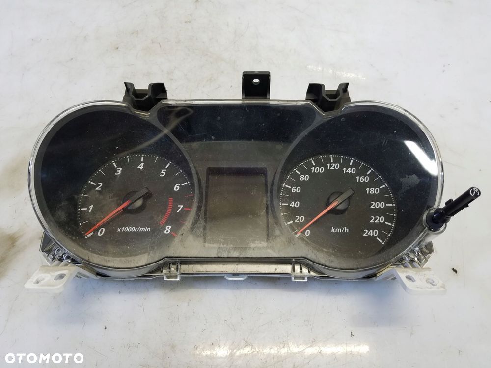 licznik zegary mitsubishi lancer viii 1.6 b 8100b821 - 1