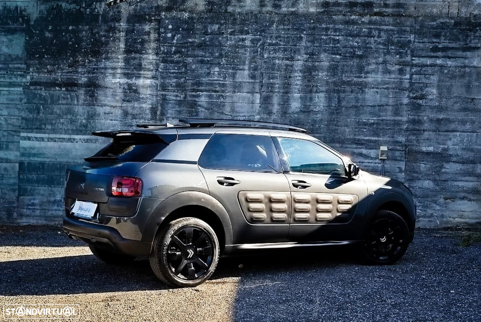 Citroën C4 Cactus 1.2 PureTech Shine EAT6 - 10