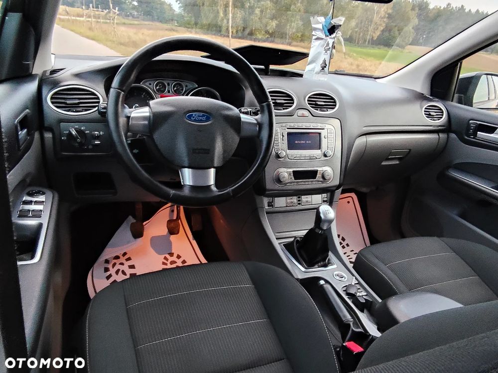 Ford Focus 2.0 Titanium - 17