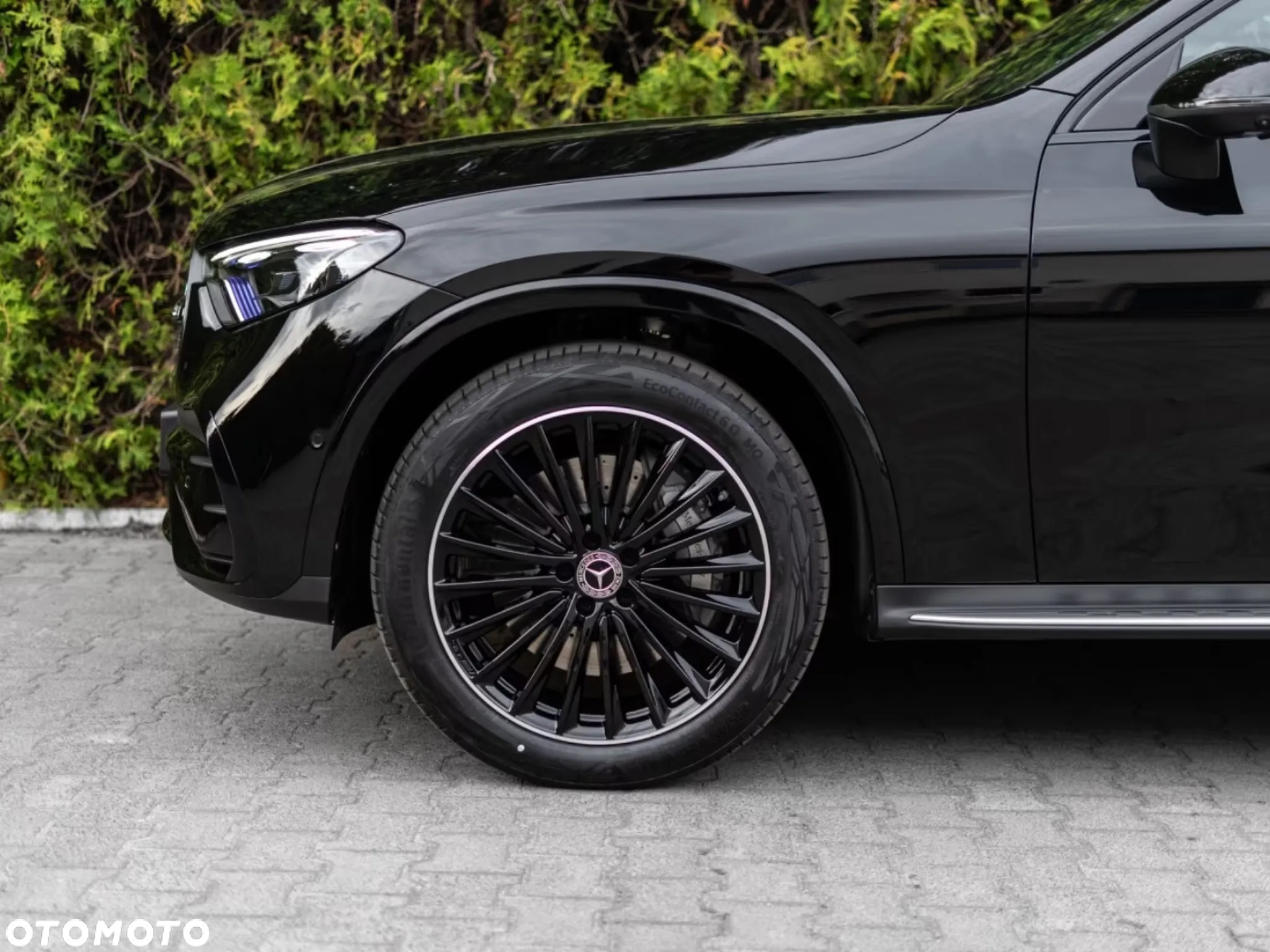 Mercedes-Benz GLC Coupe 220 d mHEV 4-Matic AMG Line - 2