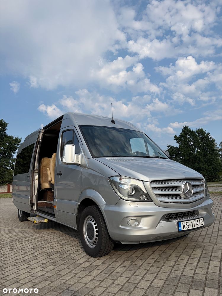 Mercedes-Benz Sprinter - 1