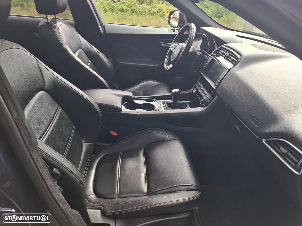 Jaguar F-Pace 2.0 i4D Prestige - 18