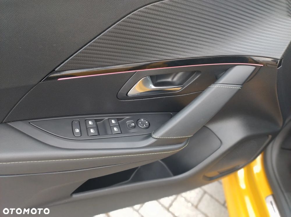 Peugeot 208 PureTech 100 EAT8 GT Pack - 24