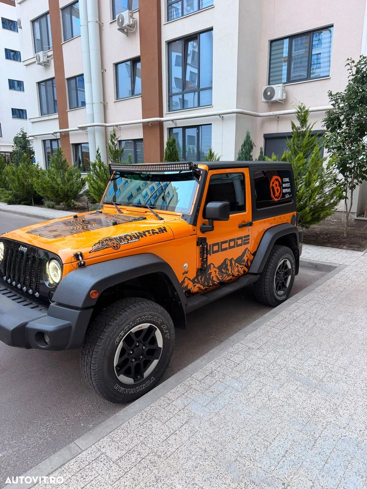 Jeep Wrangler - 11
