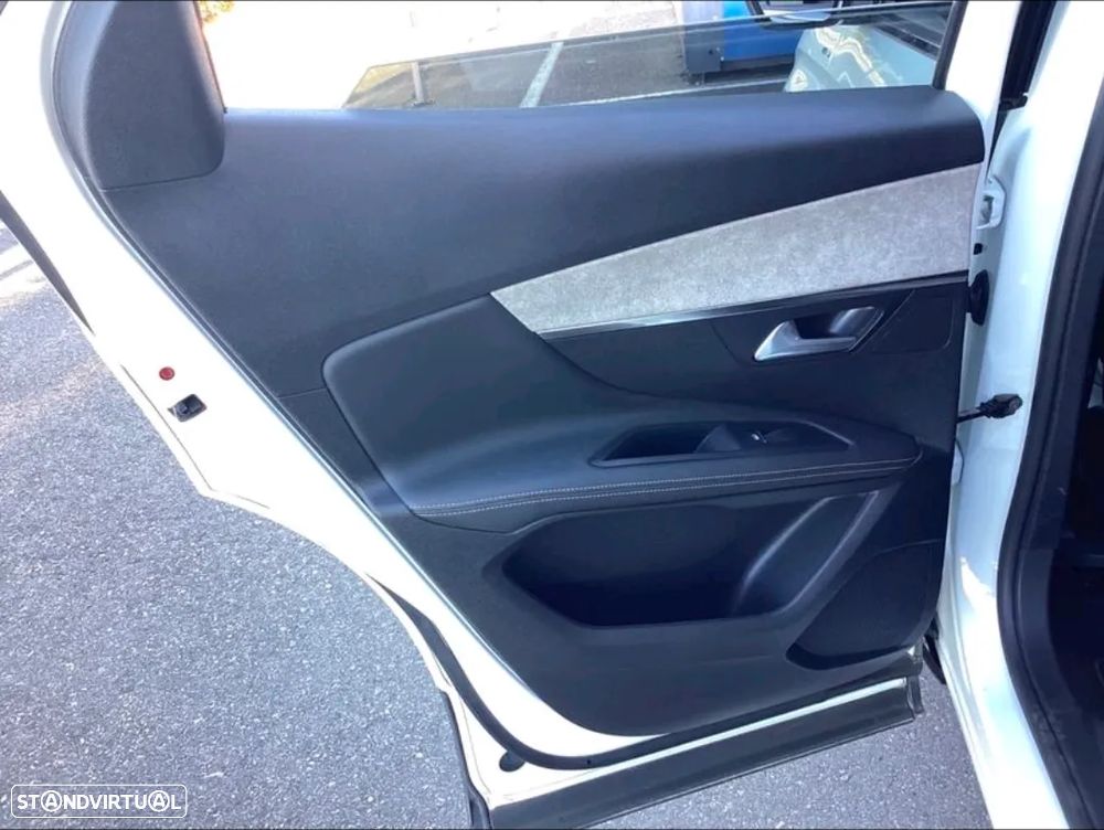 Peugeot 3008 - 36