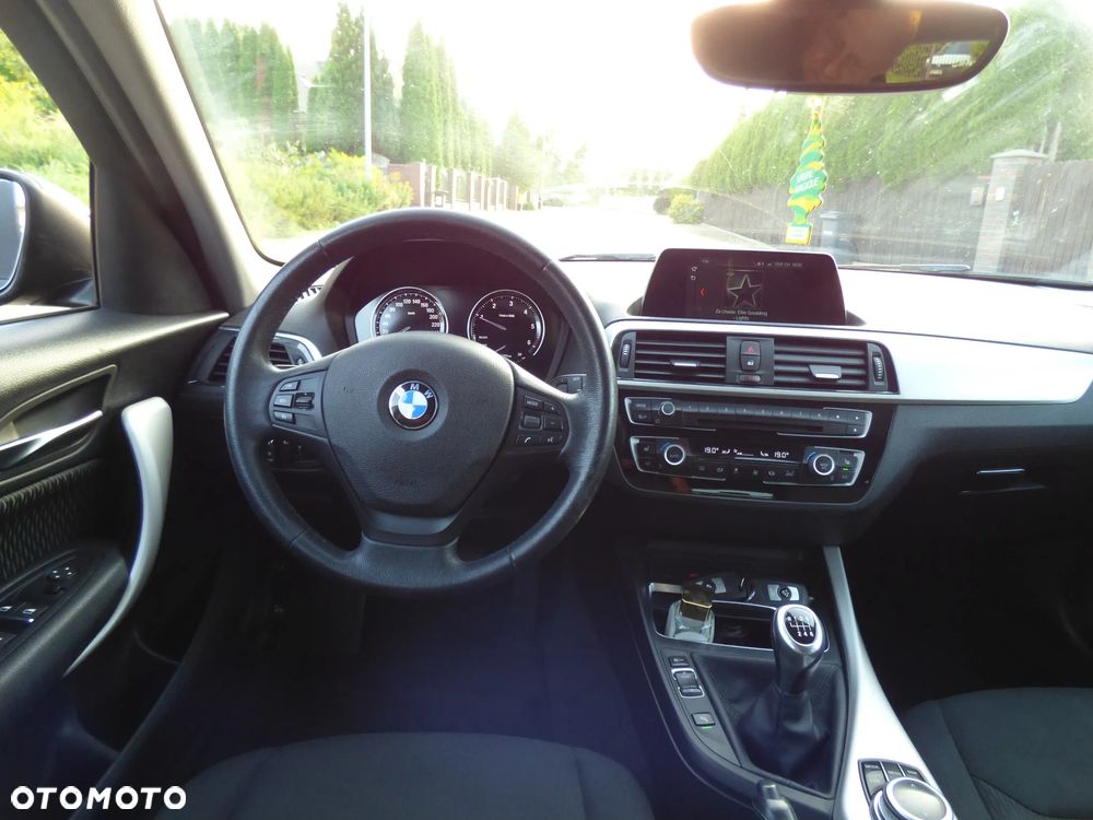 BMW Seria 1 116d EfficientDynamics Edition Sport Line - 21