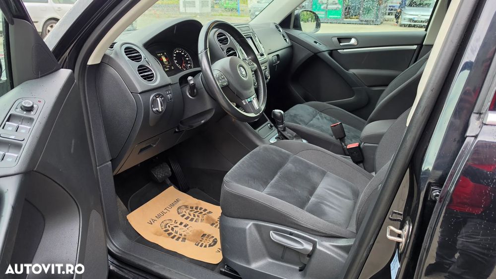 Volkswagen Tiguan 2.0 TDI SCR 4MOTION BlueMotion Technology DSG Sport & Style - 9