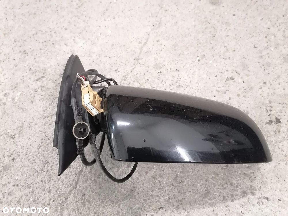 Lusterko Prawe LY9B 5-Pin/Kabli Audi A4 B6 B7 Europa - 1