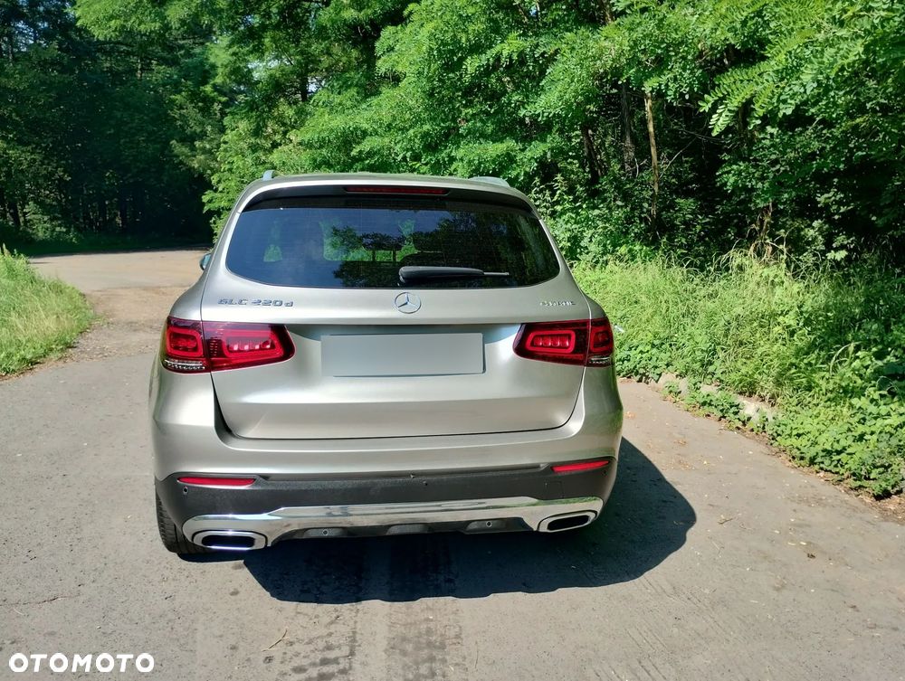 Mercedes-Benz GLC - 4