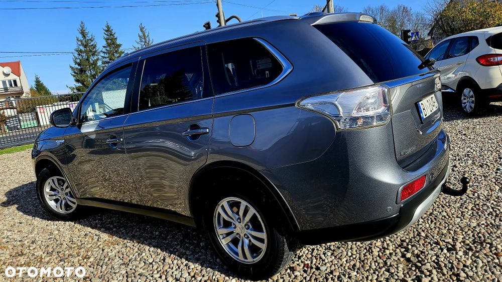 Mitsubishi Outlander - 5