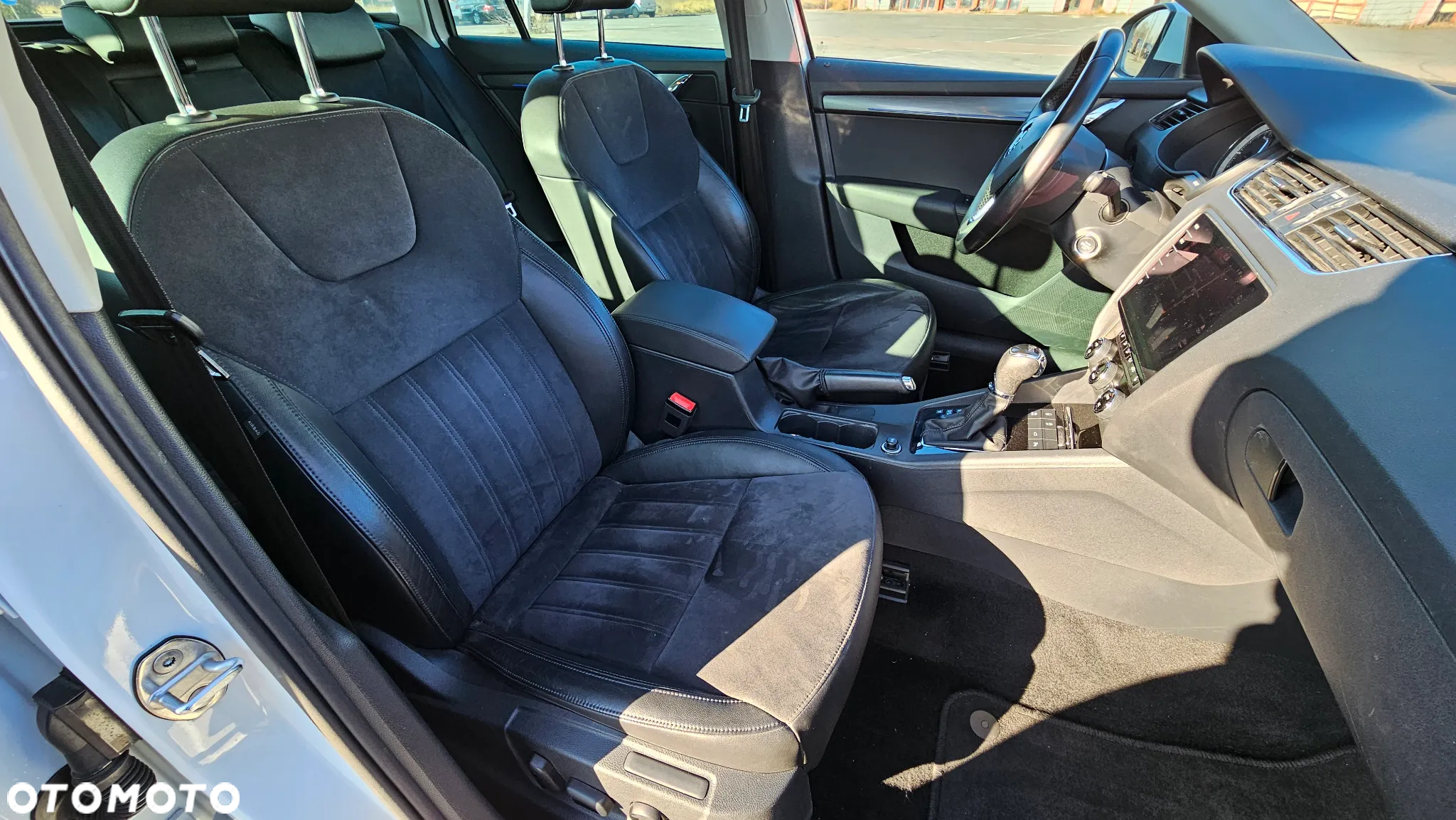 Skoda Octavia 2.0 TDI (Green tec) DSG Style - 27
