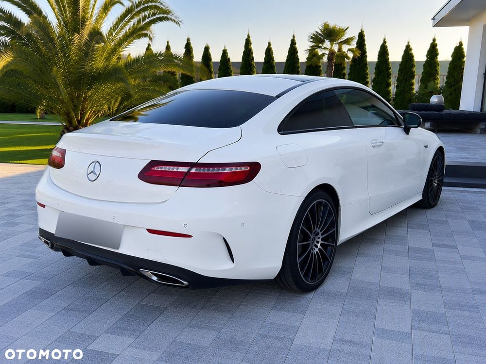 Mercedes-Benz Klasa E 220 d 4-Matic AMG - 4