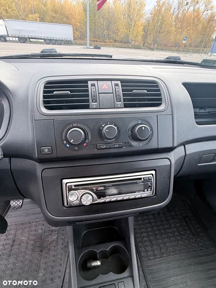 Skoda Fabia - 23