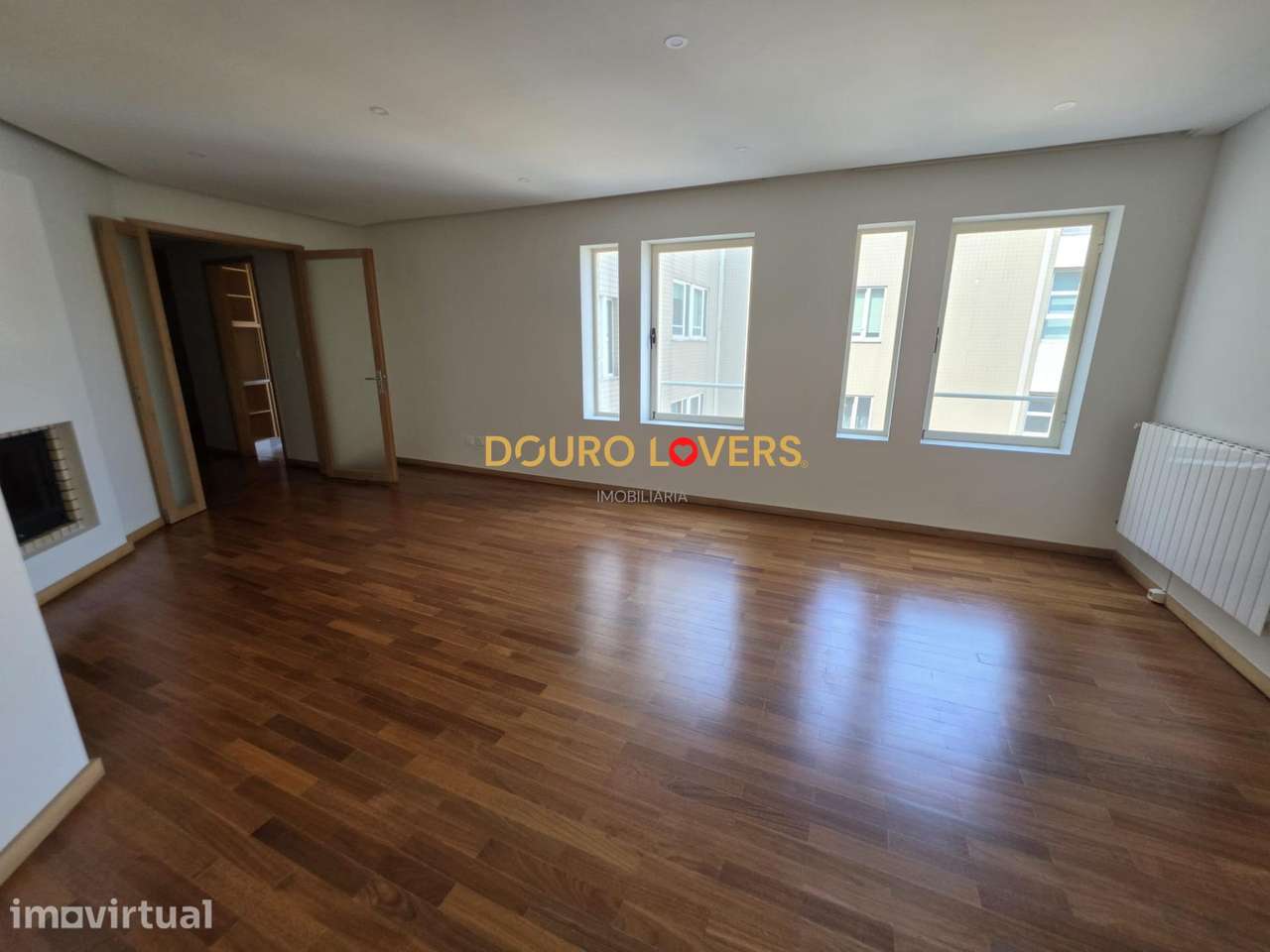 Excelente T2+1 130 m2 |Box Fechada|Domótica|Sala de 39 m2|Seixezelo - Grande imagem: 3/28