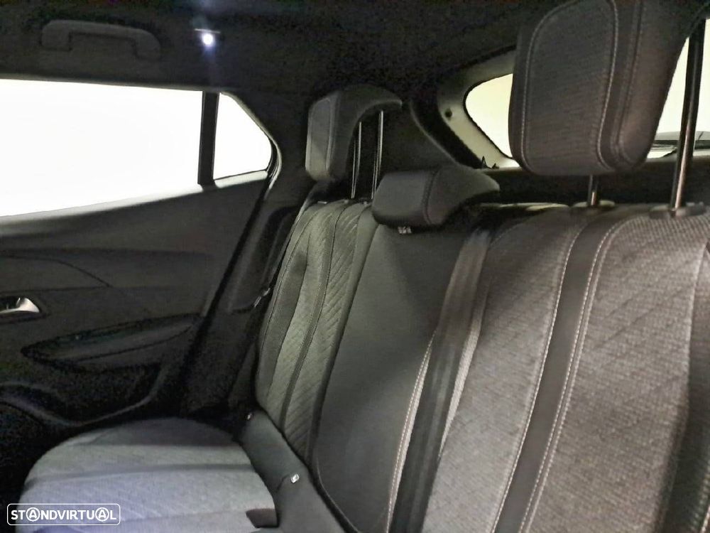 Peugeot 2008 1.2 Hybrid Allure e-DCS6 - 10